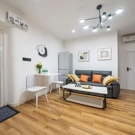 Shanghai Hills&Well-Time Family Homestay Fuxing 3 Bedrooms Near Line 1 Changshu Rd And Near Jing'An Temple Exterior photo