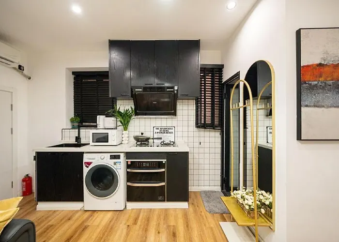 Shanghai Hills&Well-Time Family Homestay Fuxing 3 Bedrooms Near Line 1 Changshu Rd And Near Jing\'An Temple