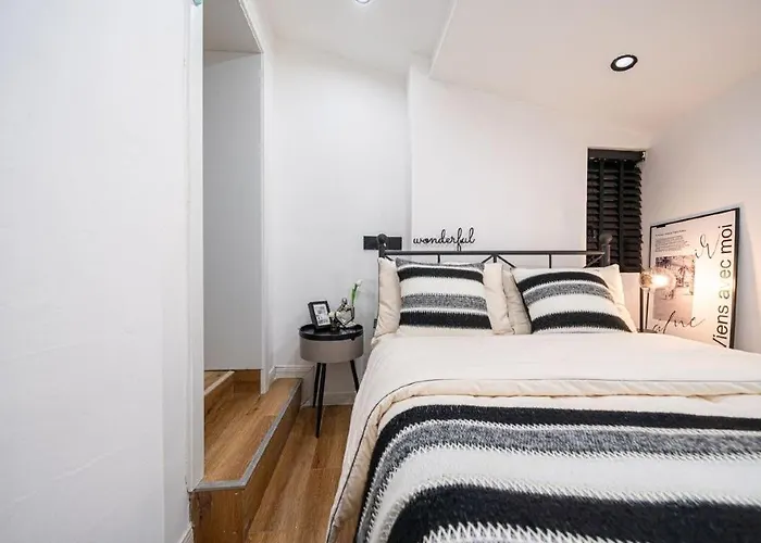 Shanghai Hills&Well-Time Family Homestay Fuxing 3 Bedrooms Near Line 1 Changshu Rd And Near Jing\'An Temple