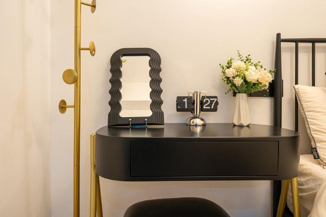公寓 Hills&well-time Family Fuxing 3 Bedrooms Near Line 1 Changshu Rd And Near Jing'an Temple *
